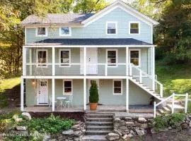 Huge Modern Chalet on Trestle Trail New Paltz & Rosendale