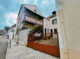 Perrière - Séjour à Auxerre