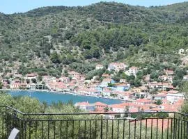 Rogalis Family Apartments