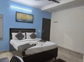 CR Residency - Near Us Embassy Chanakyapuri