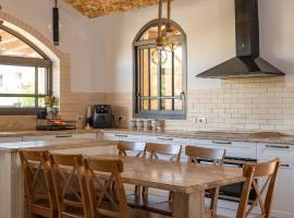 The Stone Villa Luxury Nature Retreat Galilee: Hosha‘ya şehrinde bir otel