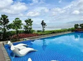 Modern Seaview 1BR Near Okada Manila Bay Airport 17