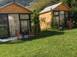 Boga Cabins, Hotel in Bogë