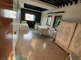 Triplex of art and serenity, hotel in Kouas