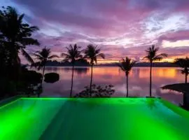Villa with a pool and sea view in Nido, Philippines