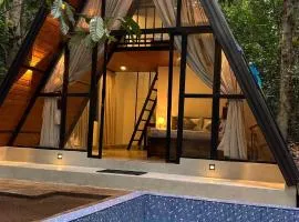 Kandy Little White House Cabanas