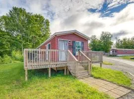 Cozy Cassopolis Cabin, Near Parks and Golfing!