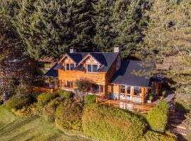 Cabañas Puerto Pireo, hotel a San Carlos de Bariloche