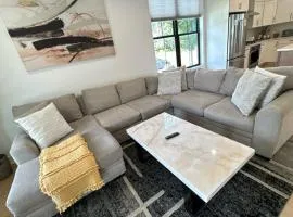 Short North Convention King Bed Free Parking!