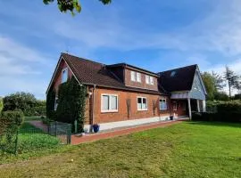 Ferienwohnung "Achtern Diek 2" 1 Reihe an der Ostseeküste