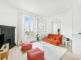 Gaspar- Passages- Comfort & proximity to Paris