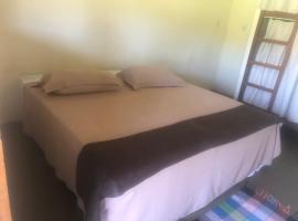 Hostel e Camping Beija Flor, hotel in Capitólio