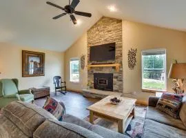 Cozy Ronald Retreat with Community Amenities!