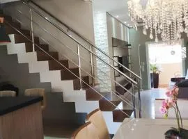 Chalé confortável com área de lazer