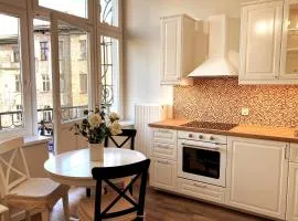 Krakowska Street Old Town Apt 16