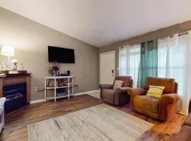 Colonial Crest 215