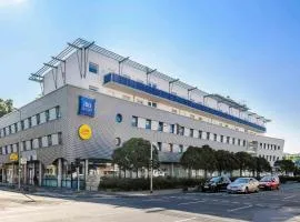 ibis budget Duisburg City am Innenhafen