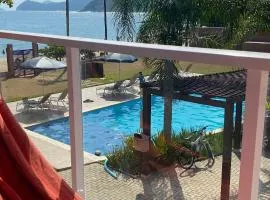Casa Pé na Areia Boiçucanga