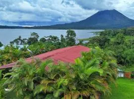 Volcano & Lake Arenal View Suite with Soaking tub