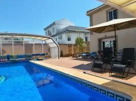 Villa with super swimming pool