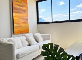 Apartamento na Orla da graciosa - Quarto de casal - Beliche sob demanda - At&eacute; 4 hospedes, hotel com estacionamento em Palmas