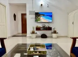 The Greendoor Villa - Beach House , 400 mtr beach