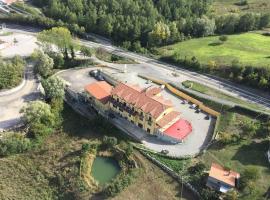 Hotel San Domenico, hótel í Lauria Inferiore