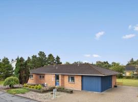 2702-Romo-Drosselvej-13, hotel con campo de golf en S&oslash;nderby