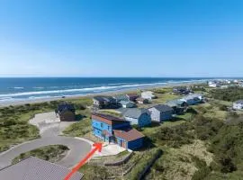 Brand-New Beach Retreat Hot Tub Sleeps 13