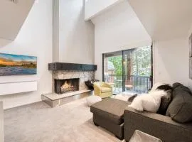 River Run # 15 by Tahoe Getaways - 2 BR w Private Balcony, River Views & Shuttle