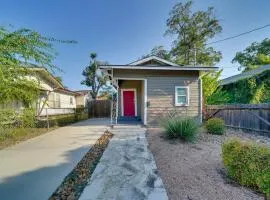 Walk to Alamodome! Central San Antonio Home
