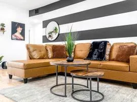 Luxury Miami Home Close to Beach & Aventura Mall