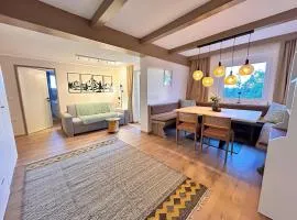 Appartement Wolke7 byTILLY - Im Skigebiet Gerlitzen auf 1500m Seehöhe - familienfreundliche 3 Zimmer Wohnung - Hallenbad im Haus - moderne Küche mit Vollausstattung - Balkon - traumhafte Aussicht über ganz Kärnten - himmlisch bequeme Boxspringbetten
