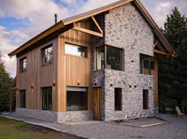 4Puntas Lodge, khách sạn ở Villa Meliquina