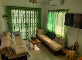 Departamento Crucita, hotel i Crucita