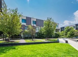 Luxury Properties close to Rogers Center in Toronto Downtown Core