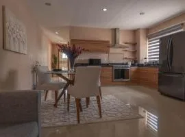 lujoso apto,en el corazón de Cancún Torre Tzalam a 5 min de la entrada a la zona hotelera