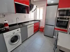 céntrico, tranquilo, garaje, colchones visco, ascensor, luminoso y wifi
