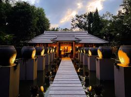 Pilgrimage Wellness Retreat, villa in Hue