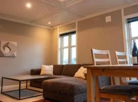 Spacious 3 bedroom with view