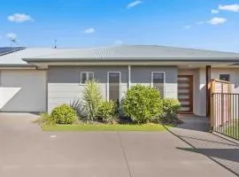 Burrum Heads Beauty 2 Streets from the Beach