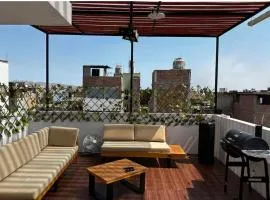 House in Barranco, Hot Tub & Rooftop Cinema, 11 P
