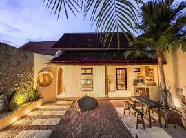 Ubu Villa Lemme with Rustic Mediterranean Style