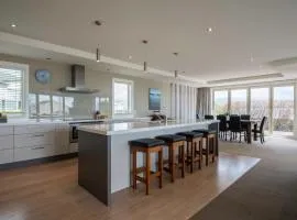Pohara Heights Executive Holiday Home