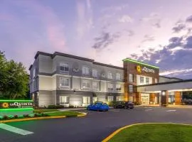 La Quinta by Wyndham Mt. Laurel - Philadelphia
