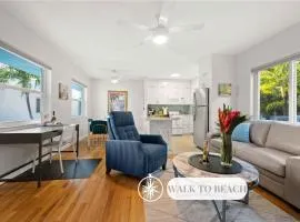 Condo by the Beach King Bed Lush Patio w BBQ Breakers Key Six H0MES