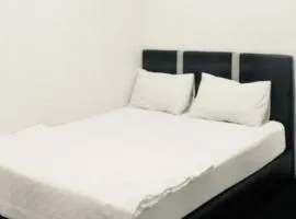 OYO HOME 90671 Dd Rest House