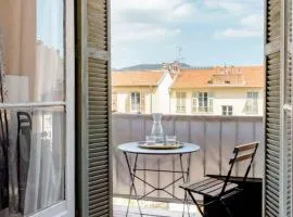 Lovely room in Nice