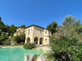 Villa Clara luxery house on Pont Royal Golf
