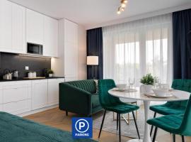 Metropolis Old Town Apartments، فندق مع موقف سيارات في كراكوف
